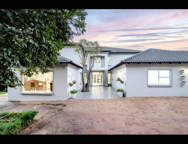 4 BEDROOM HOUSE FOR SALE IN BEAULIEU